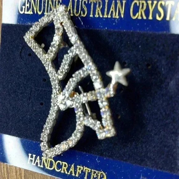 Boot Brooch - Picture 3 of 5